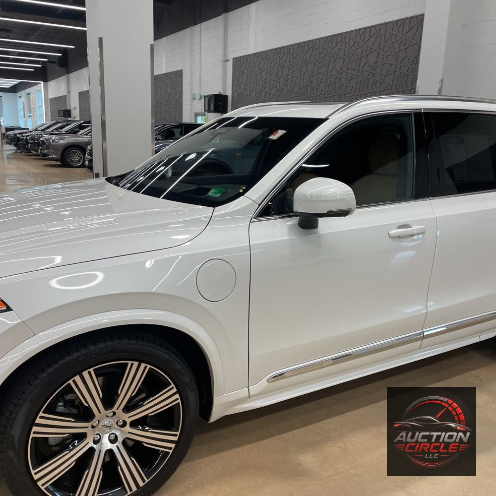2024 Volvo XC90 T8 - Ultimate PHEV