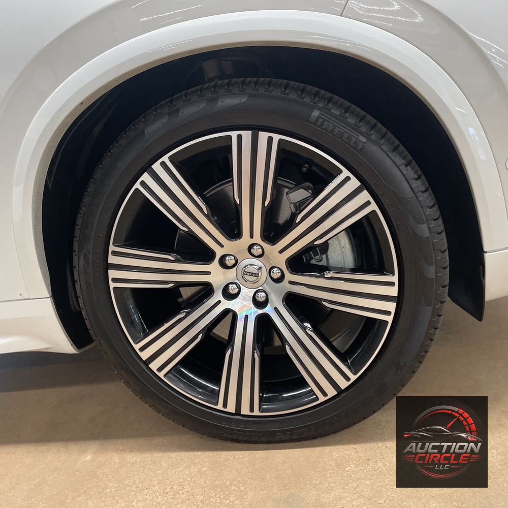 2024 Volvo XC90 T8 - Ultimate PHEV