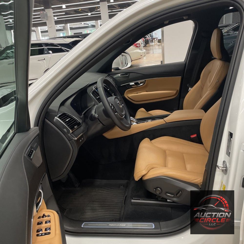 2024 Volvo XC90 T8 - Ultimate PHEV