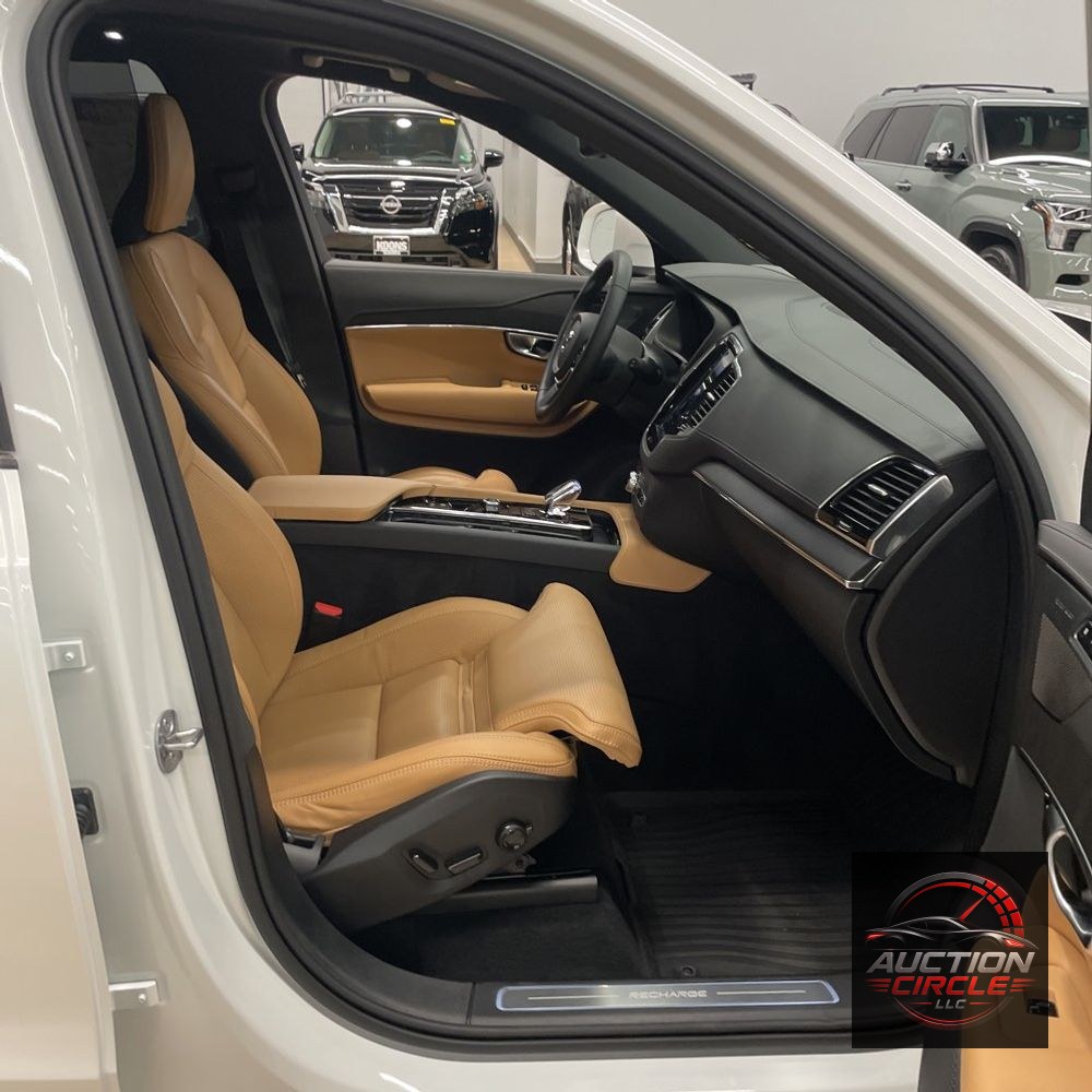 2024 Volvo XC90 T8 - Ultimate PHEV