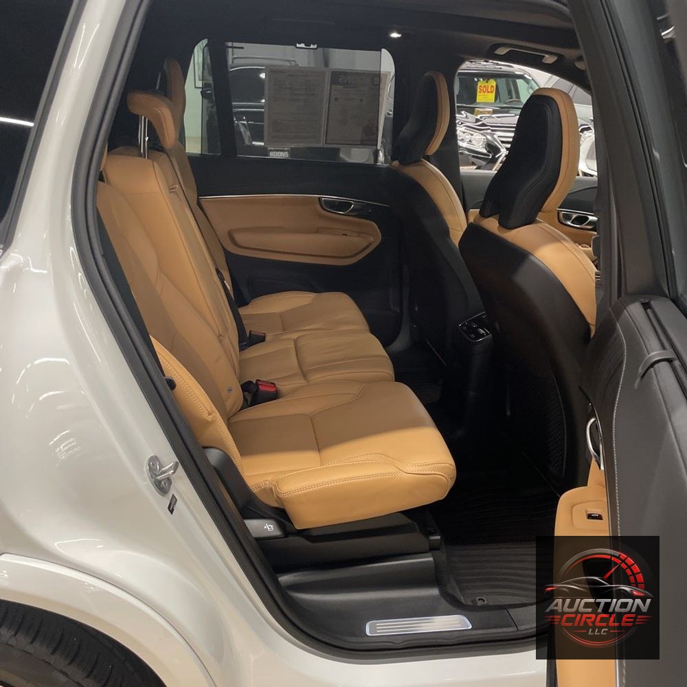 2024 Volvo XC90 T8 - Ultimate PHEV