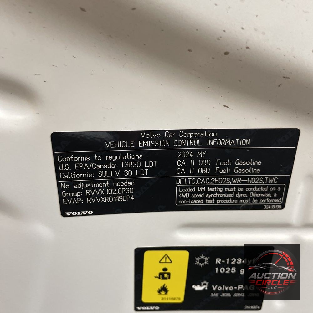 2024 Volvo XC90 T8 - Ultimate PHEV