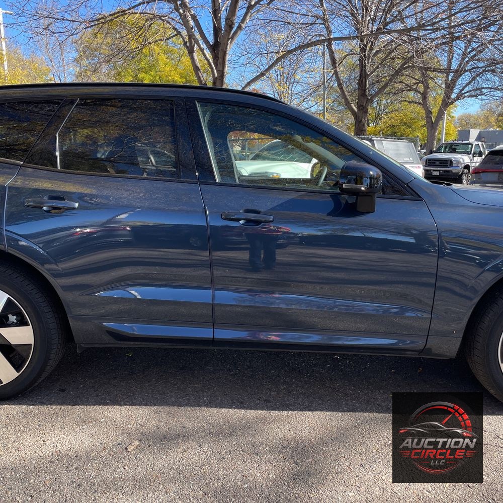 2024 Volvo XC60 T8 - Ultimate PHEV