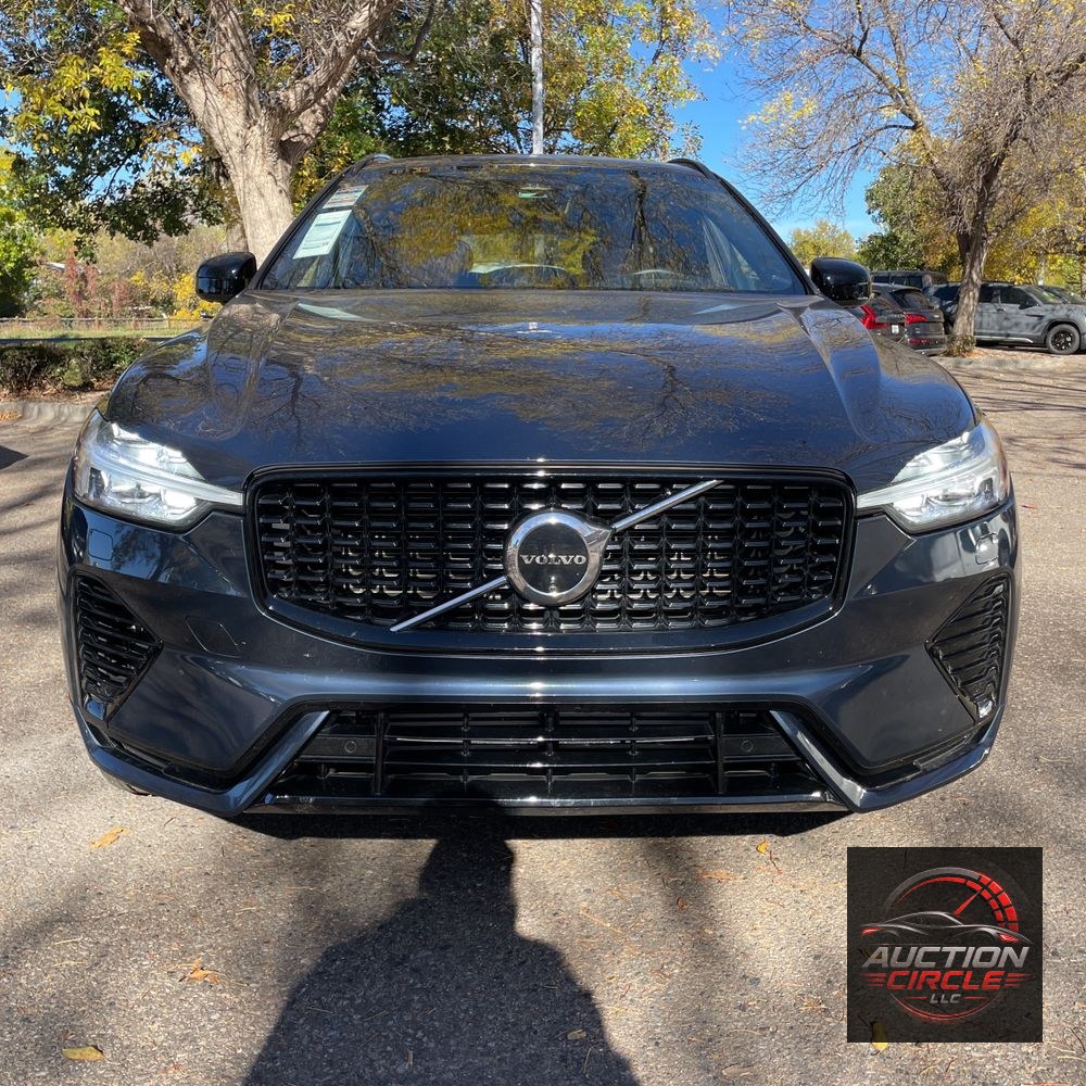 2024 Volvo XC60 T8 - Ultimate PHEV