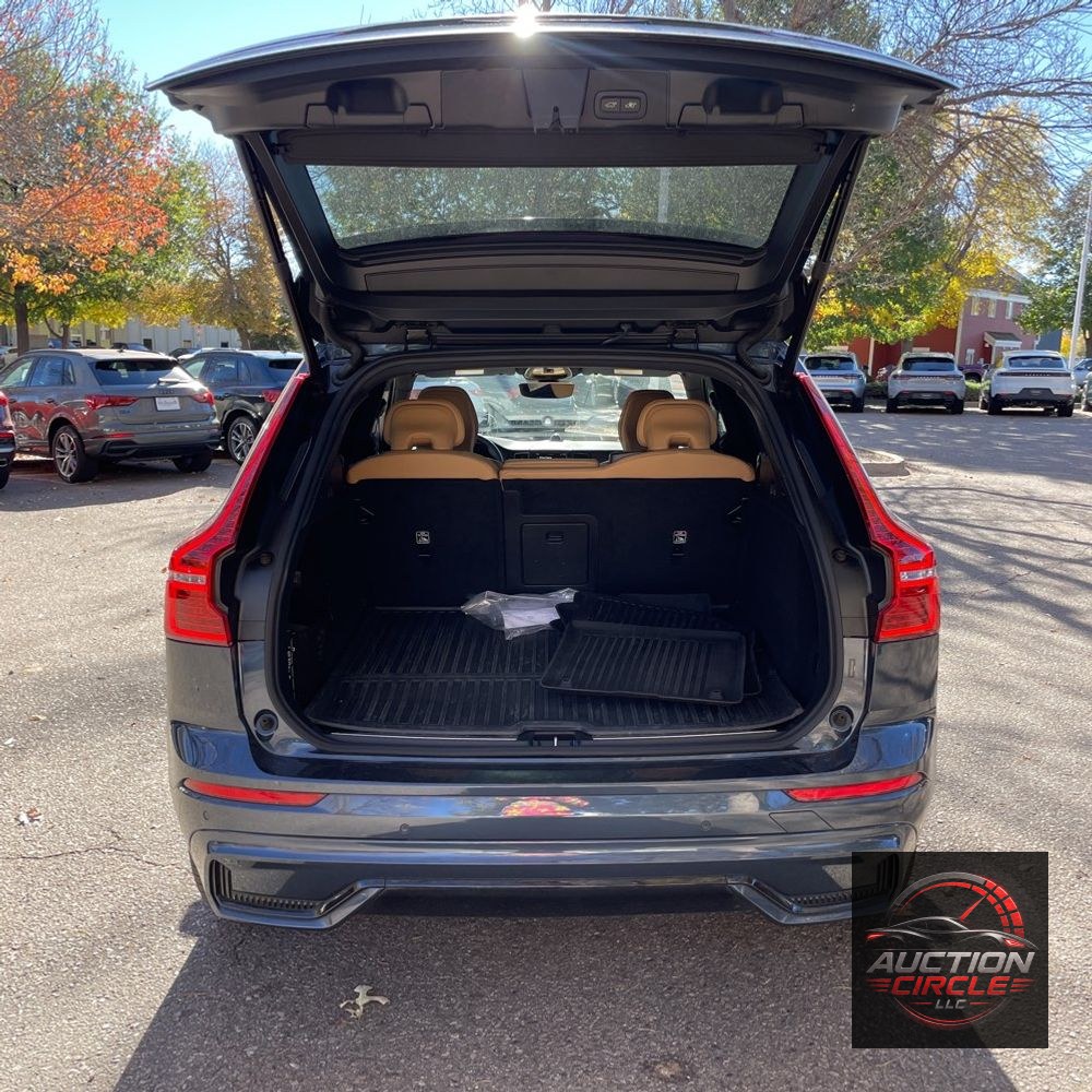2024 Volvo XC60 T8 - Ultimate PHEV