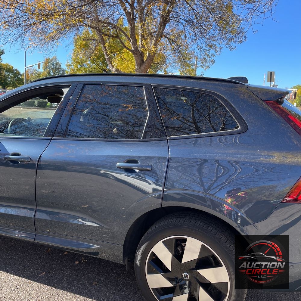 2024 Volvo XC60 T8 - Ultimate PHEV