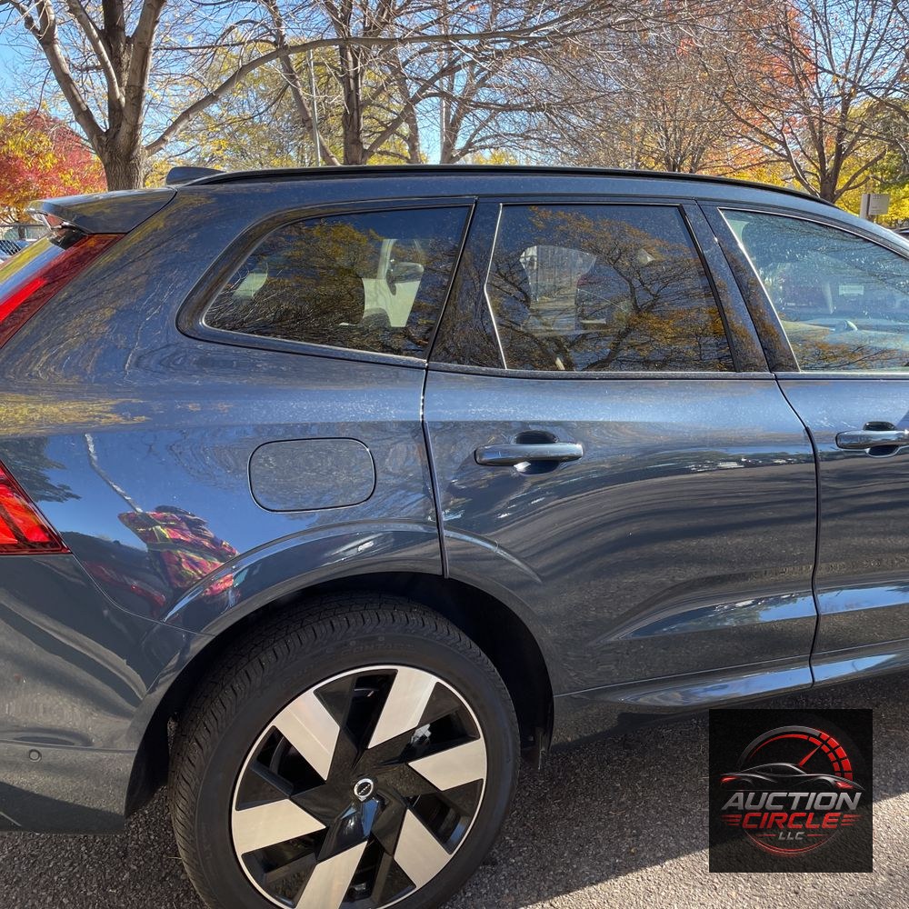2024 Volvo XC60 T8 - Ultimate PHEV