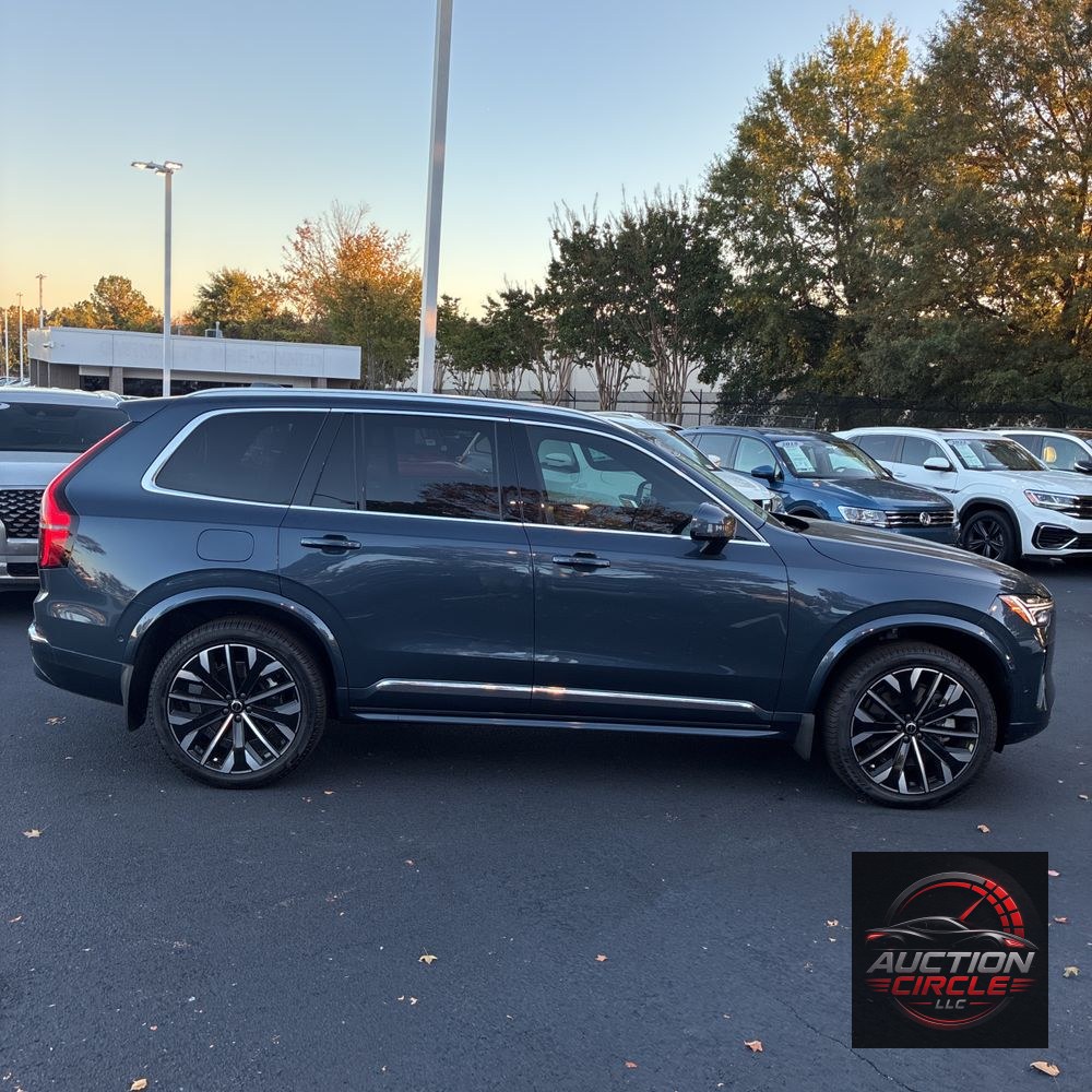 2025 Volvo XC90 T8 - Ultra PHEV