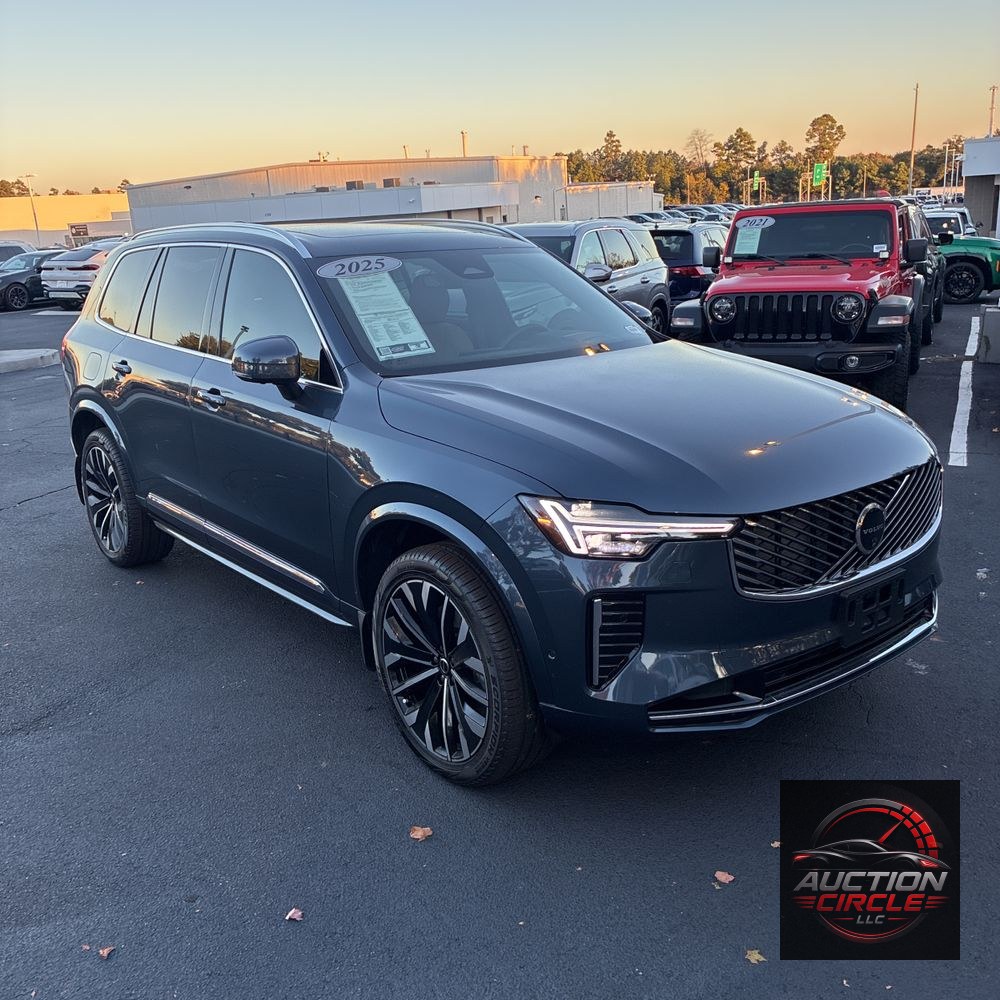 2025 Volvo XC90 T8 - Ultra PHEV
