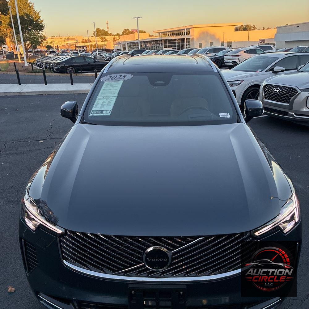 2025 Volvo XC90 T8 - Ultra PHEV