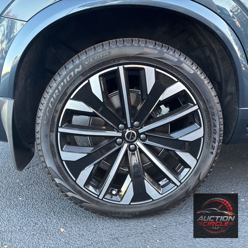 2025 Volvo XC90 T8 - Ultra PHEV