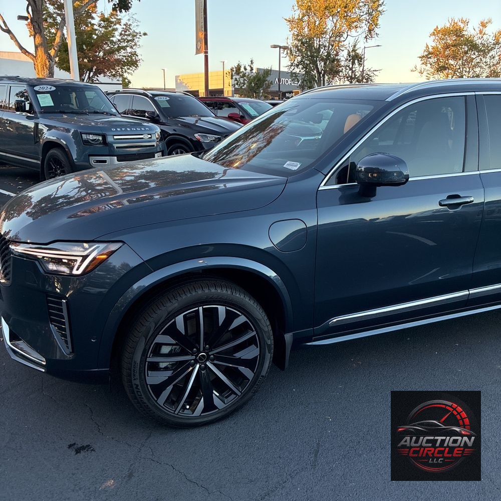 2025 Volvo XC90 T8 - Ultra PHEV