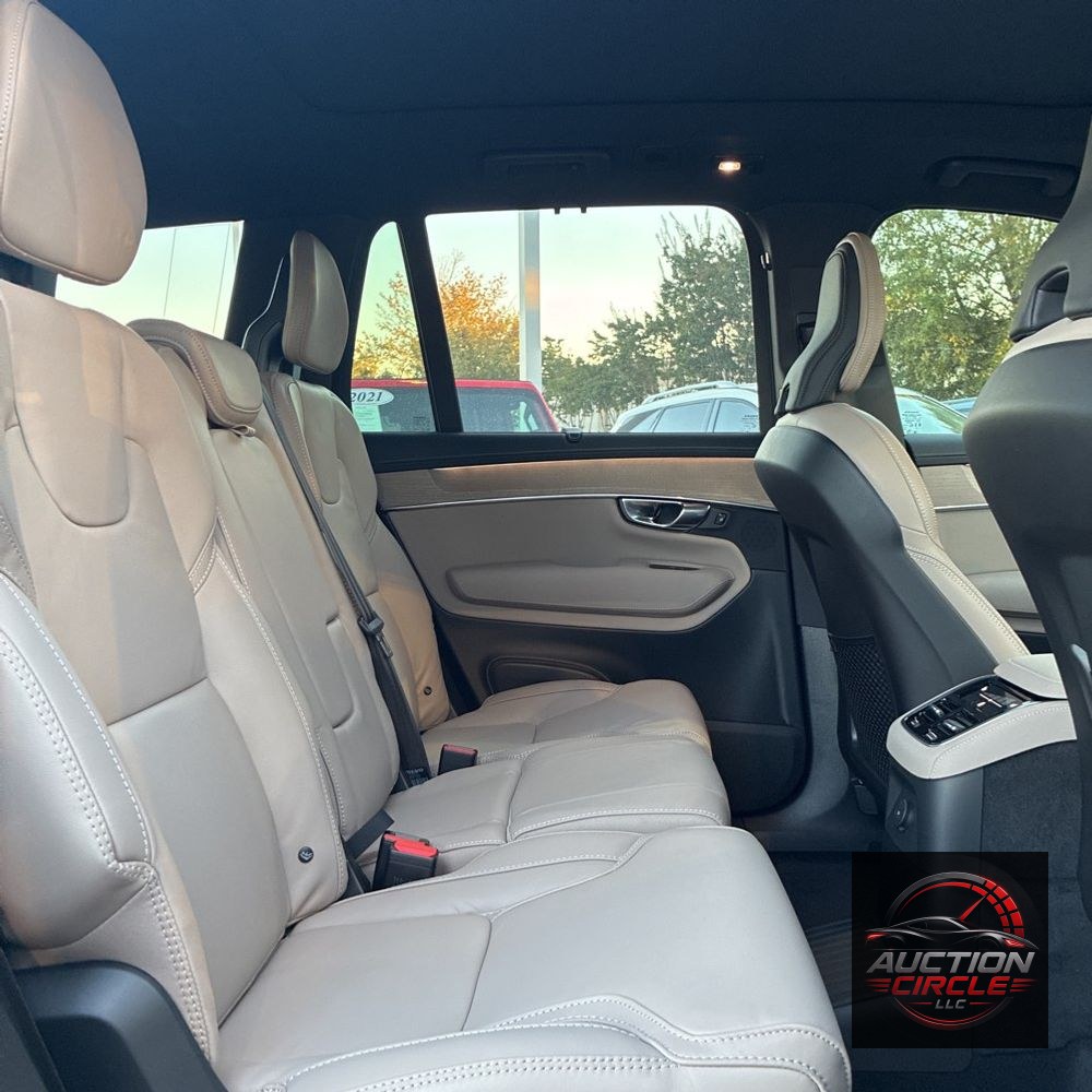 2025 Volvo XC90 T8 - Ultra PHEV