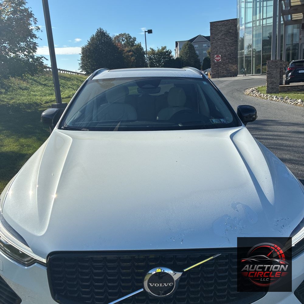 2025 Volvo XC60 T8 - Ultra PHEV
