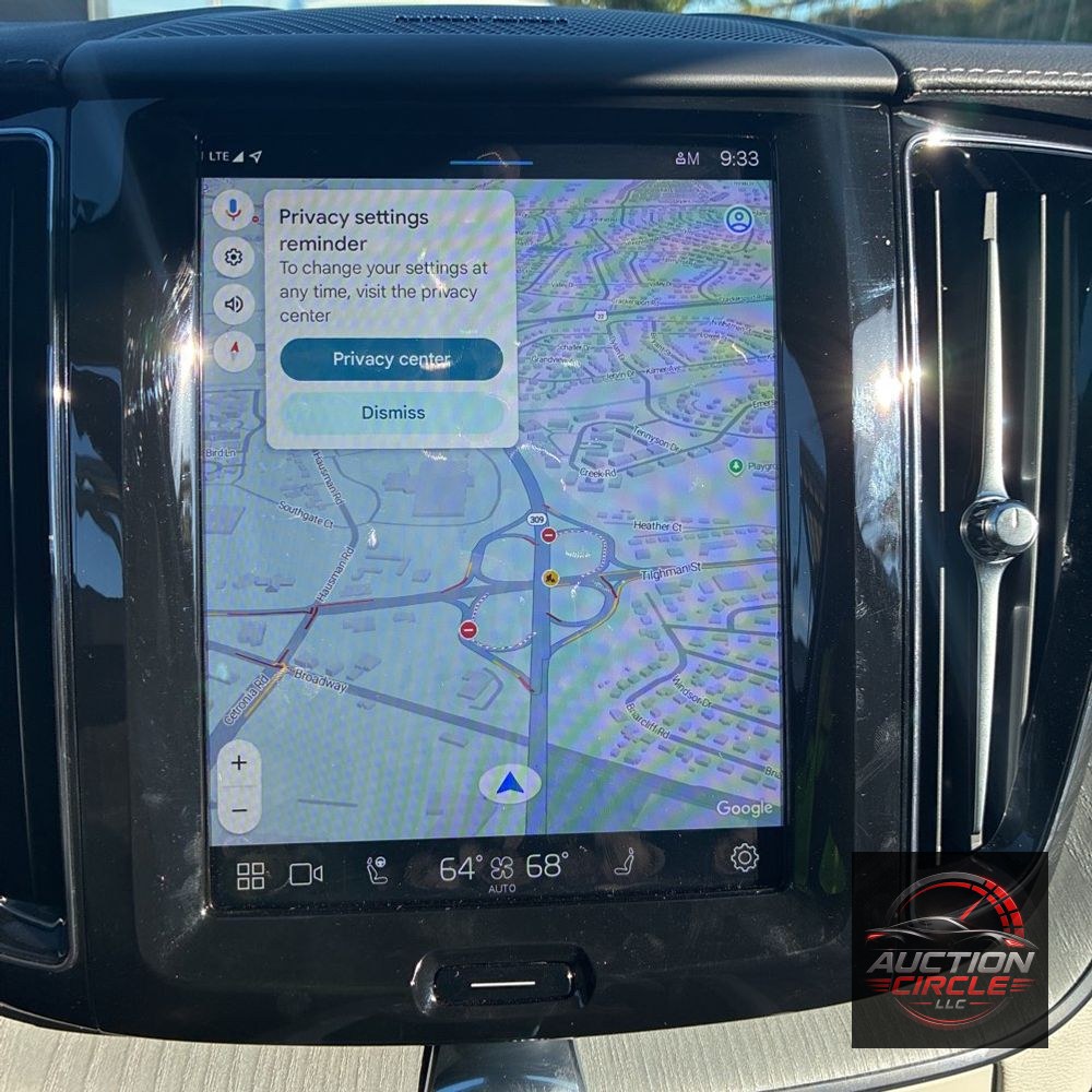 2025 Volvo XC60 T8 - Ultra PHEV