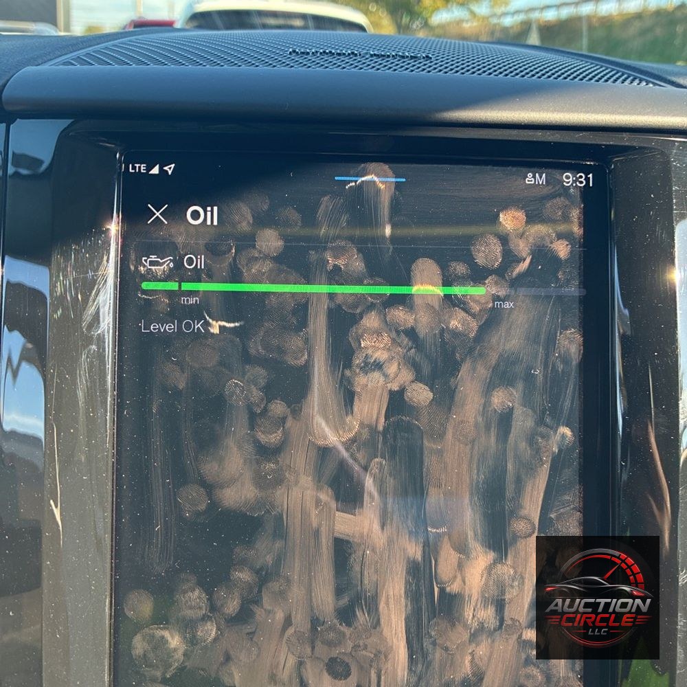 2025 Volvo XC60 T8 - Ultra PHEV