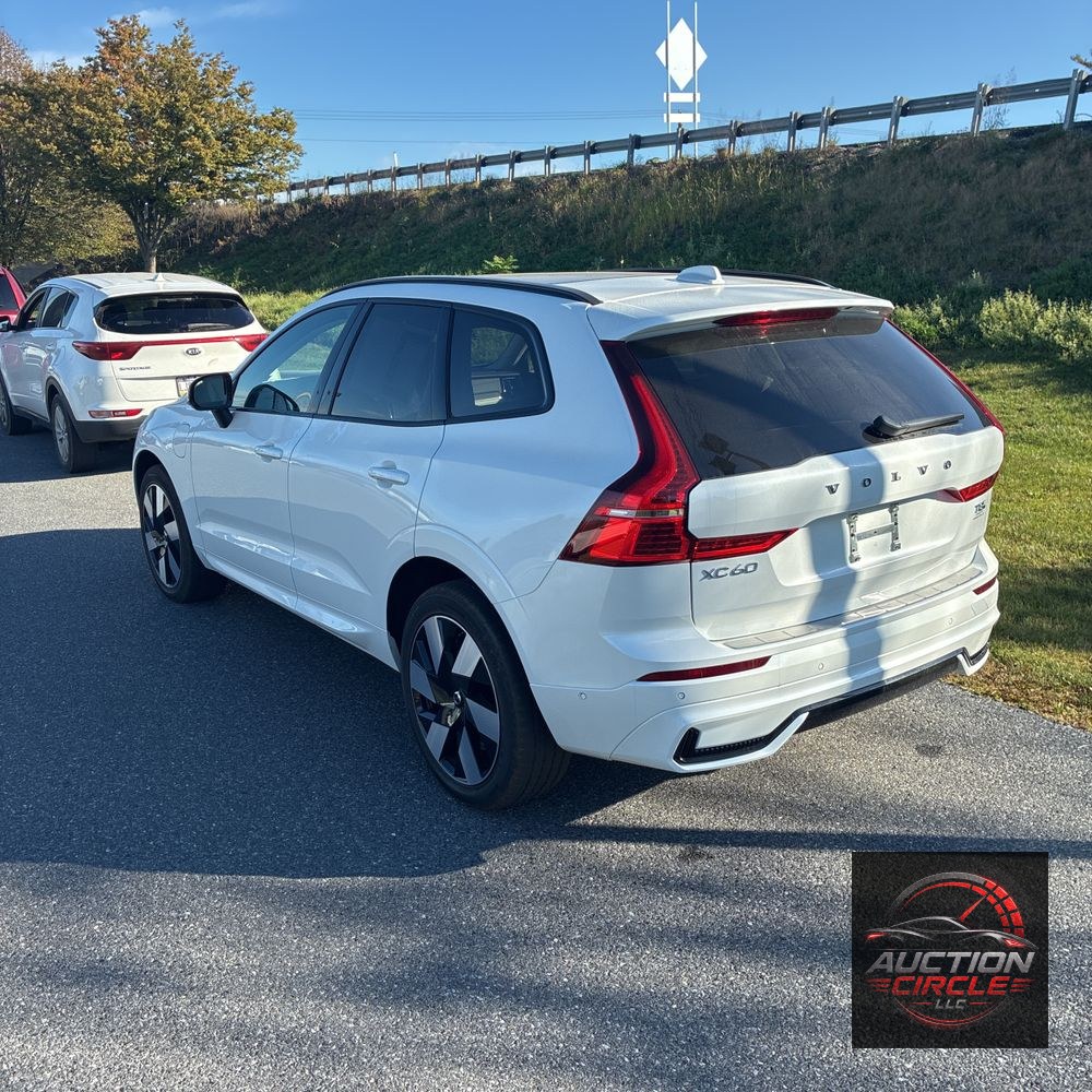 2025 Volvo XC60 T8 - Ultra PHEV