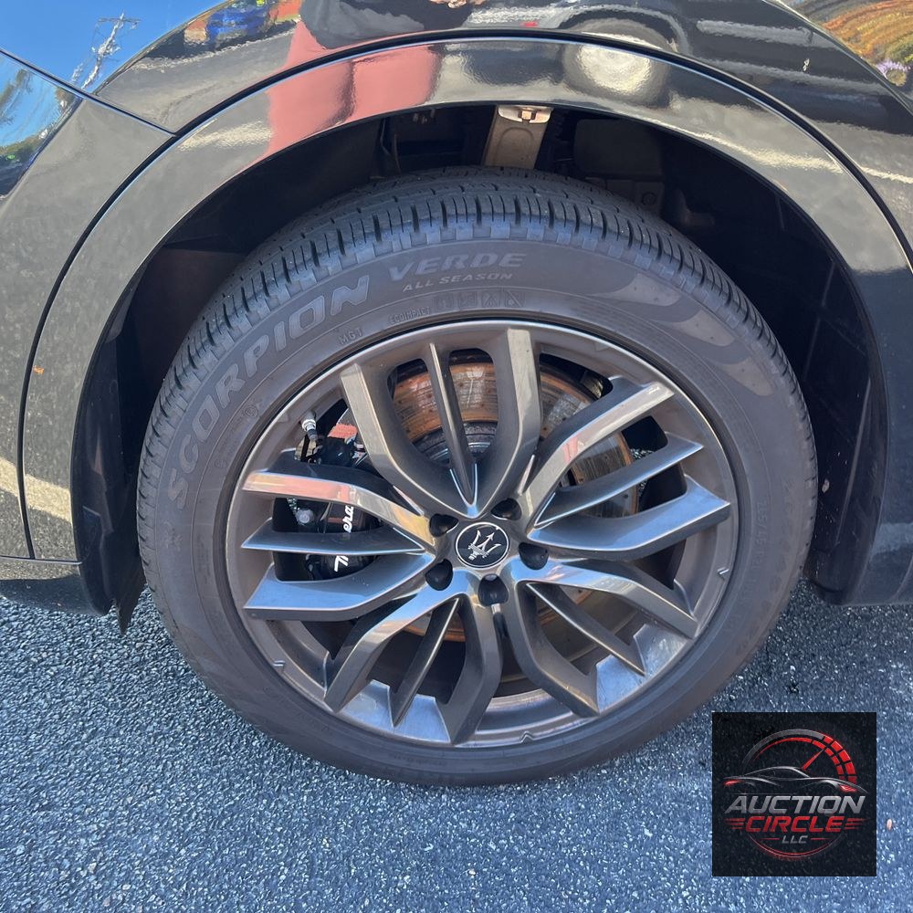 2024 Maserati Levante GT Ultima