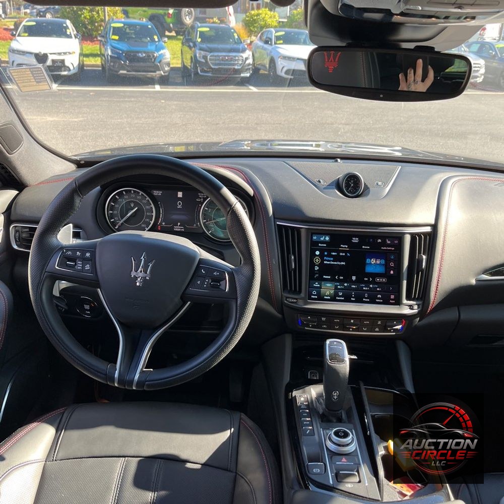 2024 Maserati Levante GT Ultima