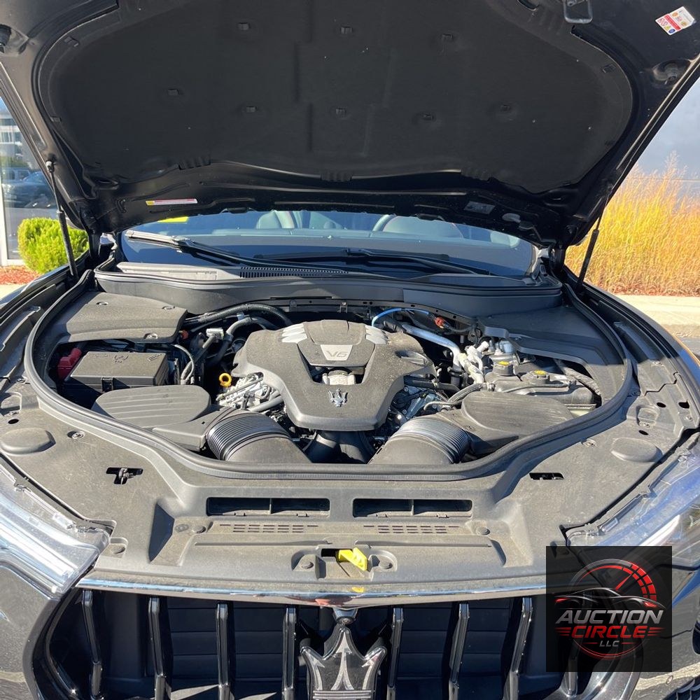 2024 Maserati Levante GT Ultima