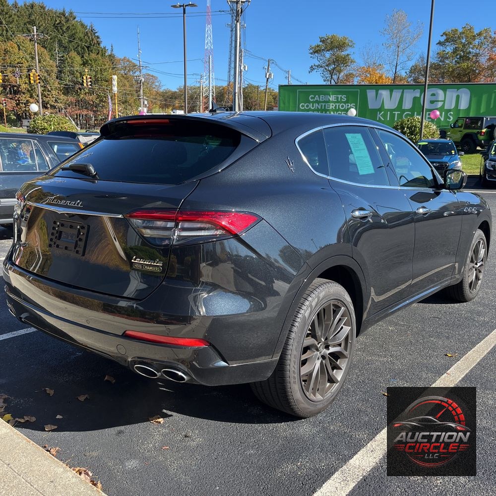 2024 Maserati Levante GT Ultima